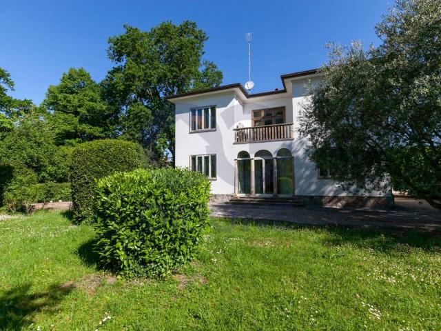 Villa Indipendente in vendita a Unione Alto Ferrarese, Vigarano Mainarda