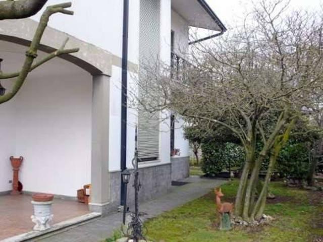 Villa Indipendente in vendita a Piccolini, Vigevano