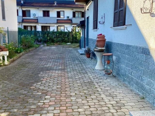 Villa Indipendente in vendita a Buccella, Vigevano