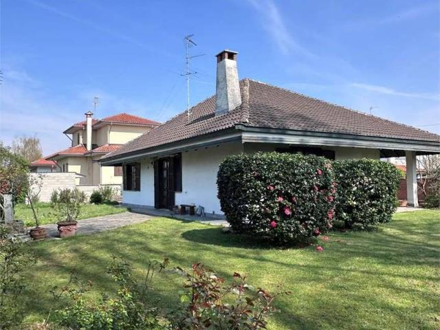 Villa Indipendente in vendita a Piccolini, Vigevano