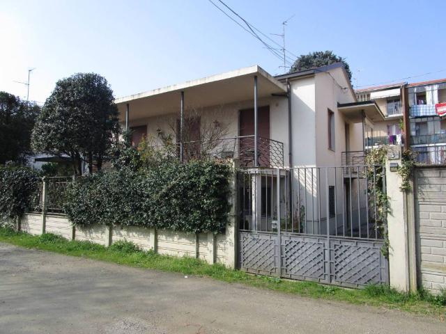 Villa Indipendente in vendita a Piccolini, Vigevano