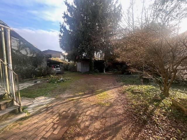 Villa Indipendente in vendita a Cascina Badalla, Vigevano