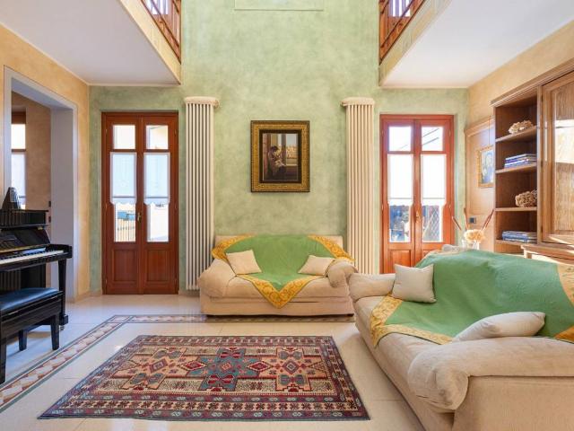 Villa Indipendente in vendita a San Cassiano, Piemonte
