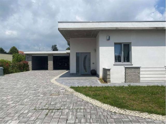Villa Indipendente in vendita a Piccolini, Vigevano