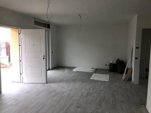 Villa Indipendente in vendita a Fogliano, Vigevano