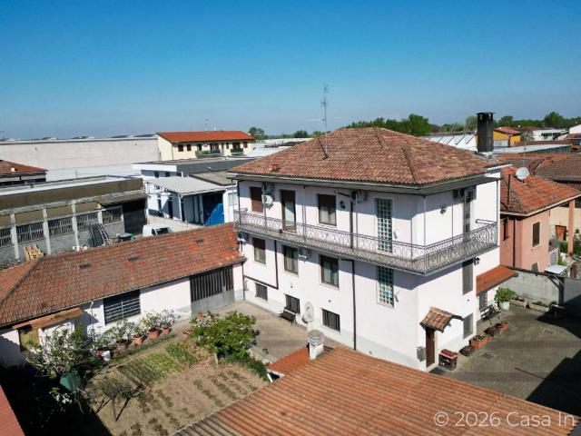 Villa Indipendente in vendita a Cascina Badalla, Vigevano