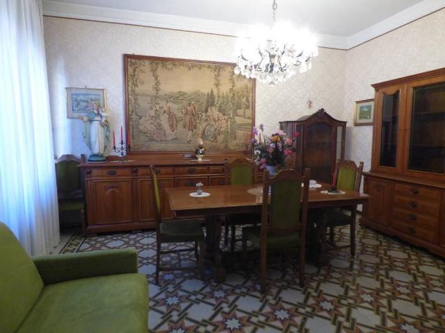 Villa Indipendente in vendita a Vigevano, Lombardia