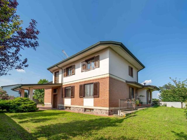 Villa Indipendente in vendita a Piccolini, Vigevano