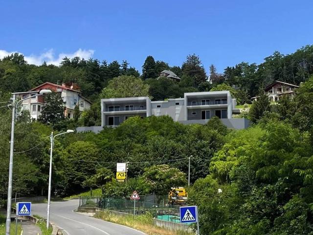 Villa Indipendente in vendita a Comunità Montana del Piambello, Viggiù