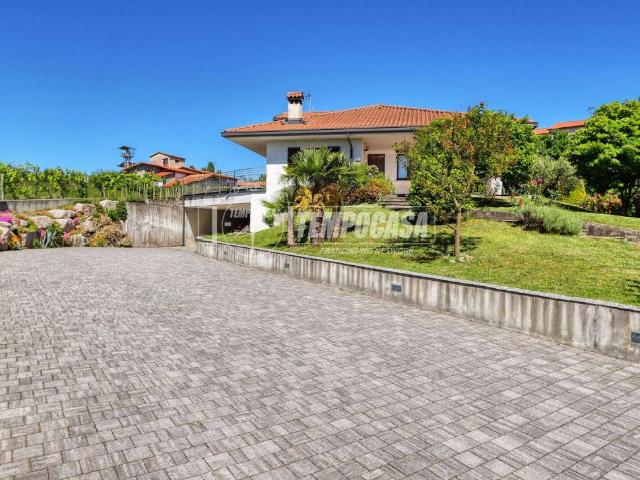 Villa Indipendente in vendita a Comunità Montana del Piambello, Viggiù