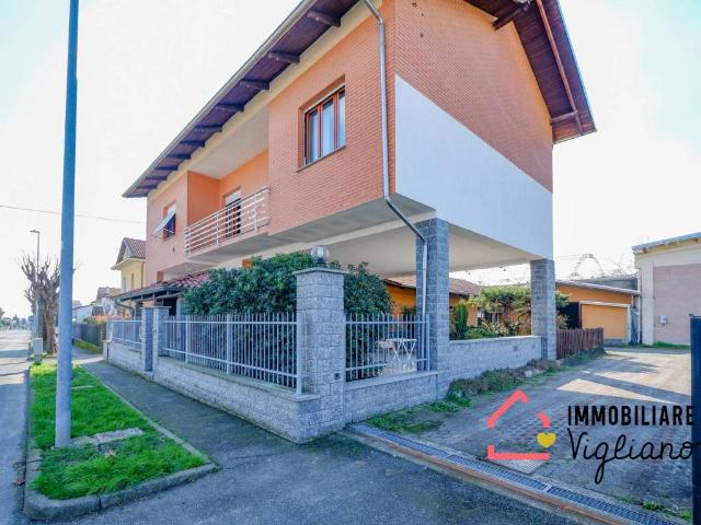 Villa Indipendente in vendita a Amosso, Piemonte