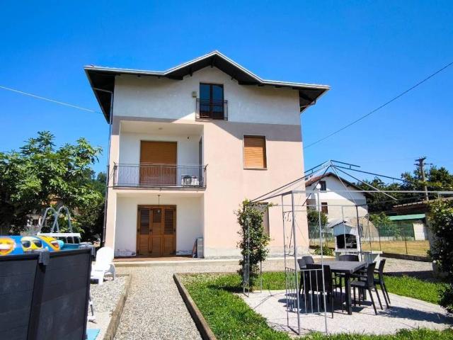 Villa Indipendente in vendita a Piemonte, Biella