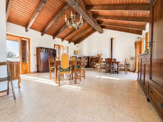 Villa Indipendente in vendita a Piemonte, Alessandria