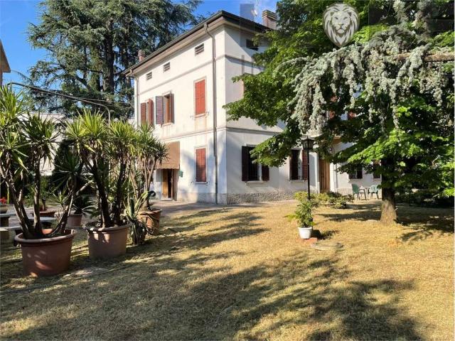 Villa Indipendente in vendita a Unione di comuni Terre di Castelli, Vignola