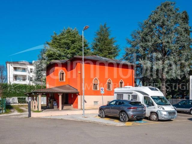 Villa Indipendente in vendita a Unione di comuni Terre di Castelli, Vignola