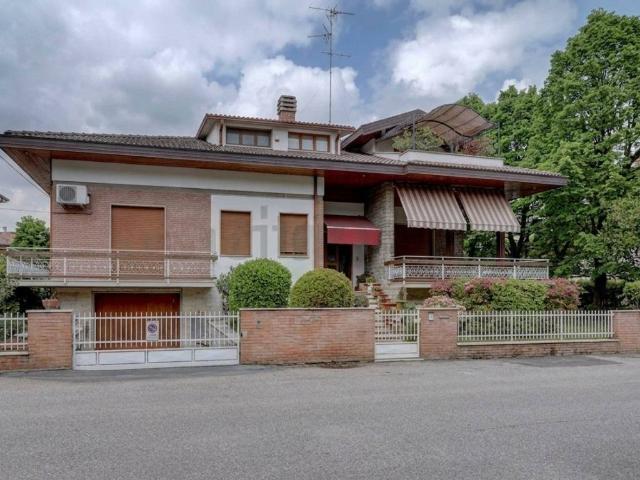 Villa Indipendente in vendita a Unione di comuni Terre di Castelli, Vignola