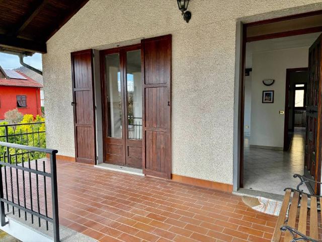 Villa Indipendente in vendita a Piemonte, Alessandria