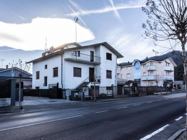 Villa Indipendente in vendita a Piemonte, Cuneo