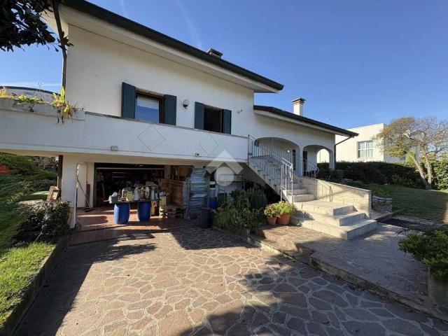 Villa Indipendente in vendita a Vigodarzere, Veneto