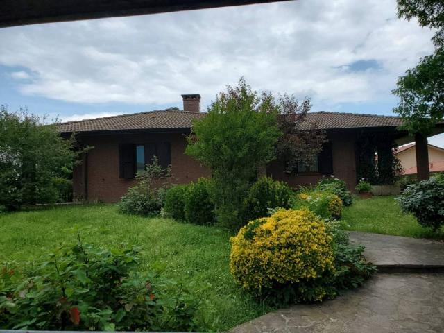 Villa Indipendente in vendita a Vigolzone, Reggio Emilia