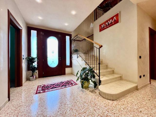Villa Indipendente in vendita a Vigonovo, Veneto
