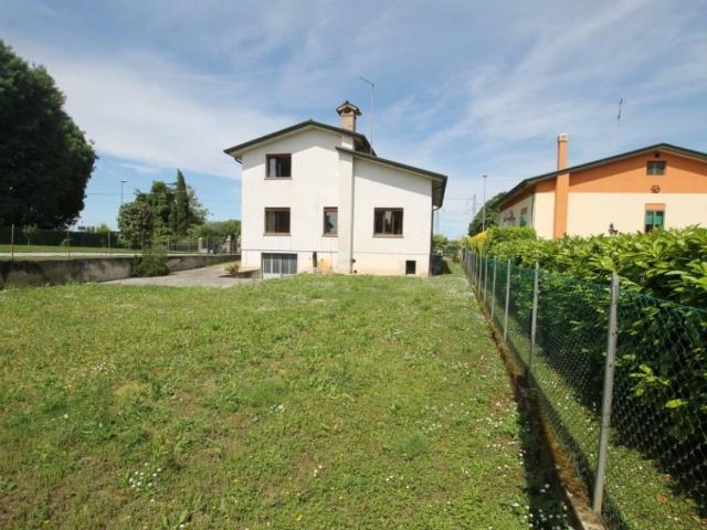 Villa Indipendente in vendita a Peraga, Vigonza