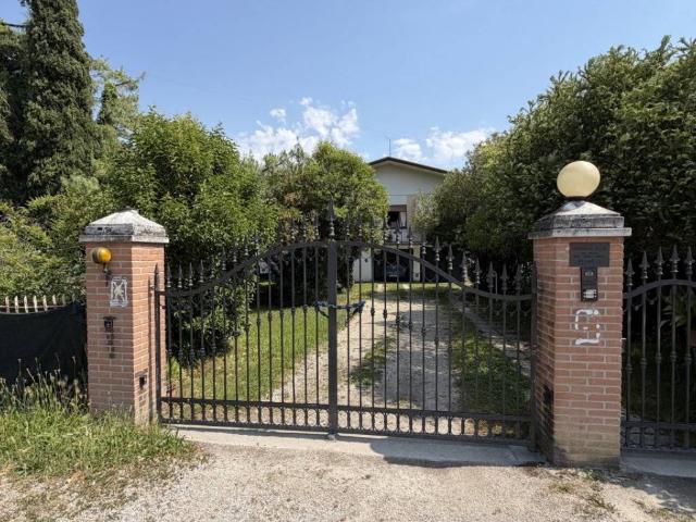 Villa Indipendente in vendita a Peraga, Vigonza