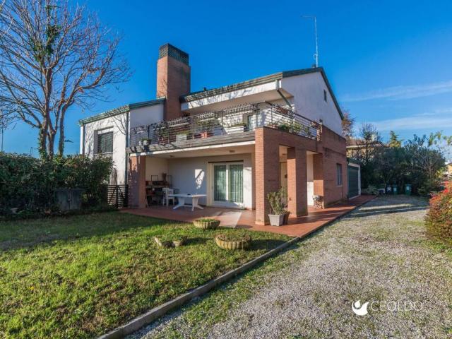 Villa Indipendente in vendita a Perarolo, Vigonza