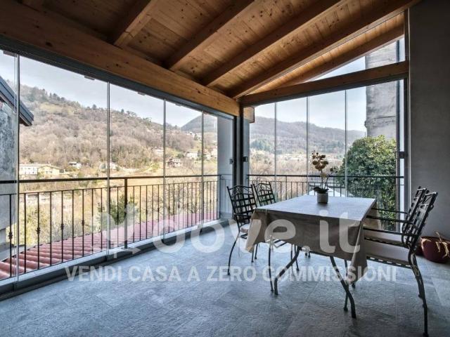 Villa Indipendente in vendita a Bruntino, Villa D'almè