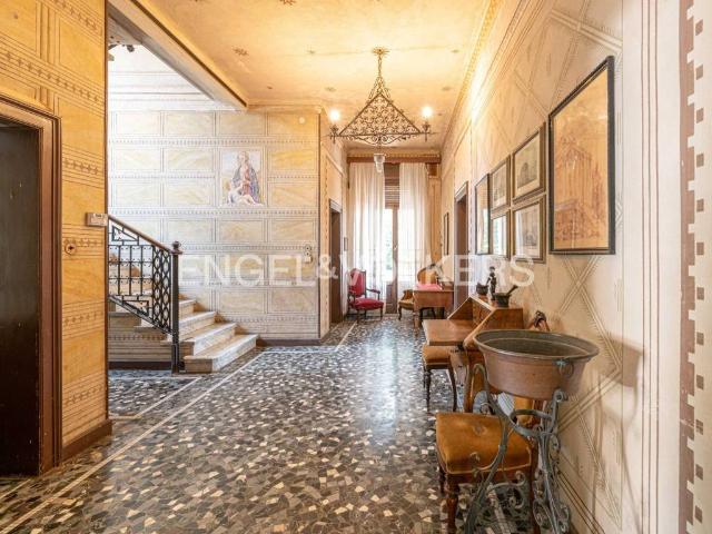 Villa Indipendente in vendita a Maccio, Villa Guardia