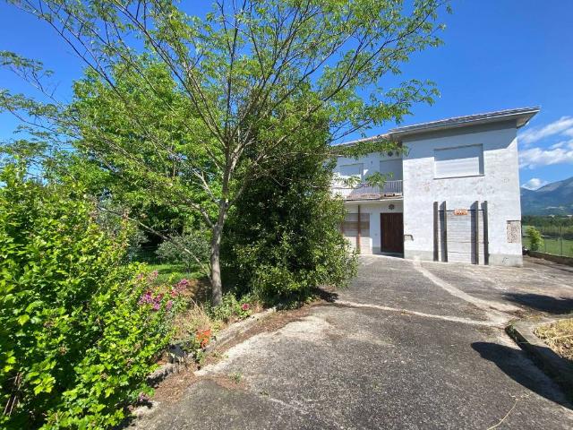 Villa Indipendente in vendita a Villa Latina, Lazio