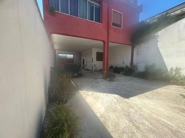 Villa Indipendente in vendita a Villa Literno, Campania