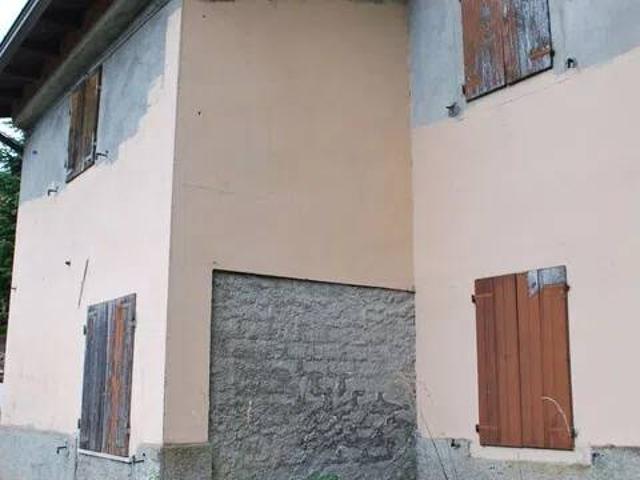 Villa Indipendente in vendita a Appennino Reggiano, Re