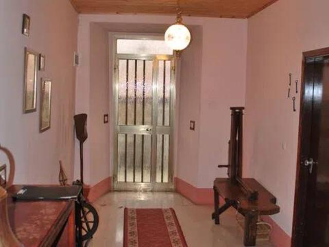 Villa Indipendente in vendita a Appennino Reggiano, Re