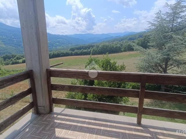 Villa Indipendente in vendita a Appennino Reggiano, Re