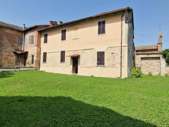 Villa Indipendente in vendita a Piemonte, Alessandria