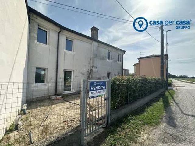Villa Indipendente in vendita a Villadose, Veneto