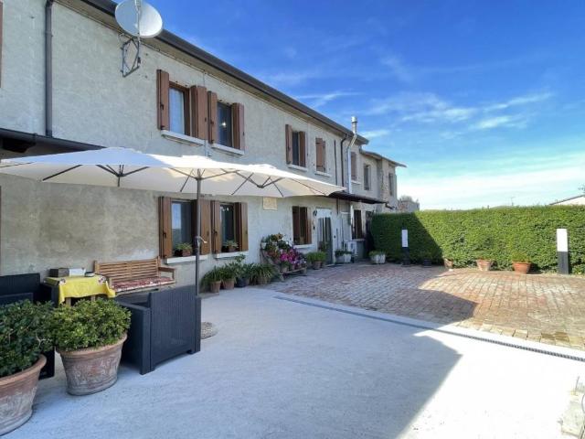 Villa Indipendente in vendita a Villadose, Veneto