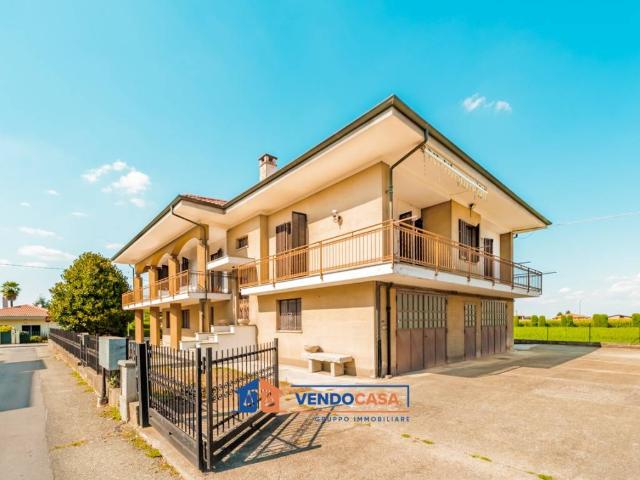 Villa Indipendente in vendita a Piemonte, Cuneo