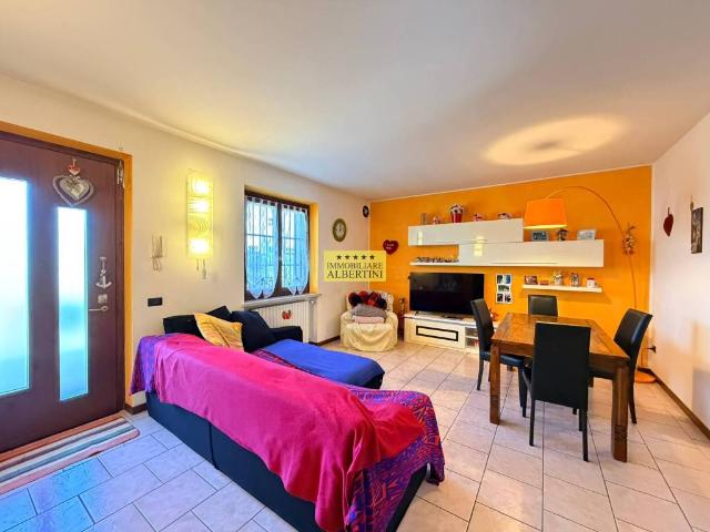 Villa Indipendente in vendita a Ognissanti, Villafranca Di Verona