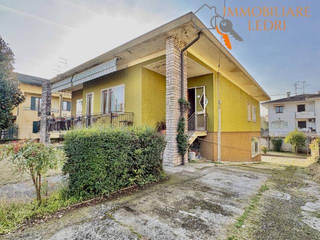 Villa Indipendente in vendita a Brocciolo, Villafranca Di Verona