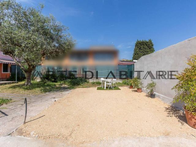 Villa Indipendente in vendita a Villafranca Di Verona, Veneto