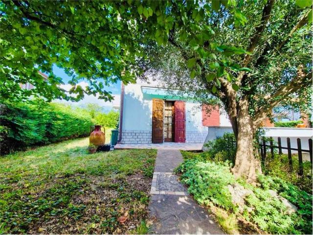 Villa Indipendente in vendita a Mezoi, Villafranca Di Verona