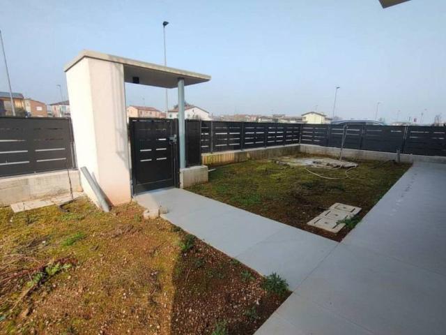 Villa Indipendente in vendita a Villafranca Di Verona, Veneto