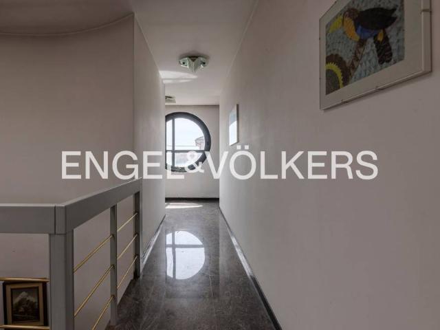 Villa Indipendente in vendita a Villafranca Di Verona, Veneto