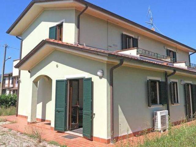 Villa Indipendente in vendita a Unione di comuni Montana Lunigiana, Villafranca In Lunigiana