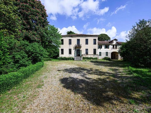 Villa Indipendente in vendita a Villafranca Padovana, Veneto