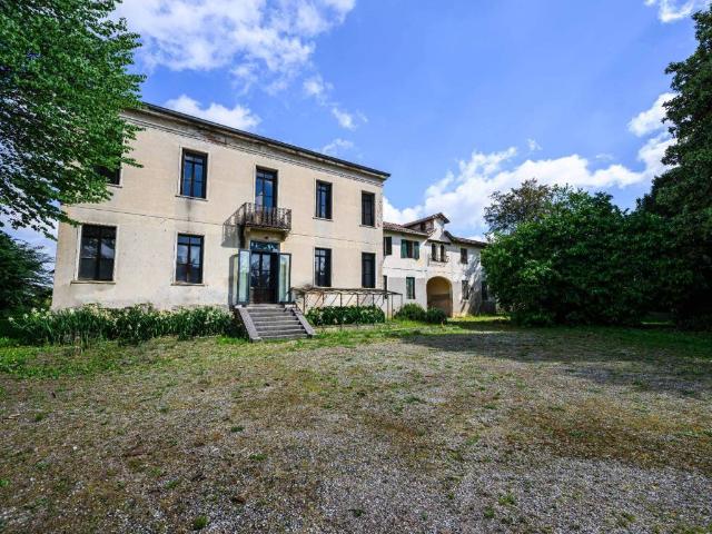 Villa Indipendente in vendita a Villafranca Padovana, Veneto