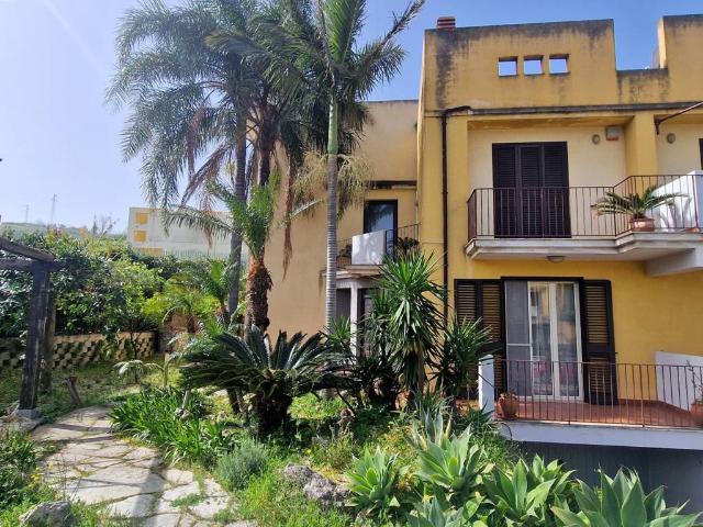 Villa Indipendente in vendita a Villafranca Tirrena, Sicilia