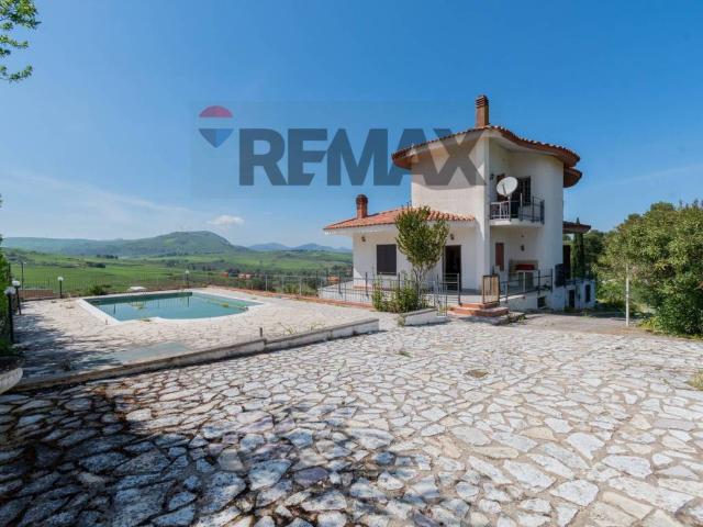 Villa Indipendente in vendita a Villafrati, Sicilia